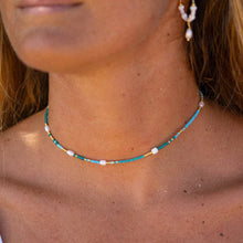 Load image into Gallery viewer, Giada Ombak Pearl Beaded Surf Necklace